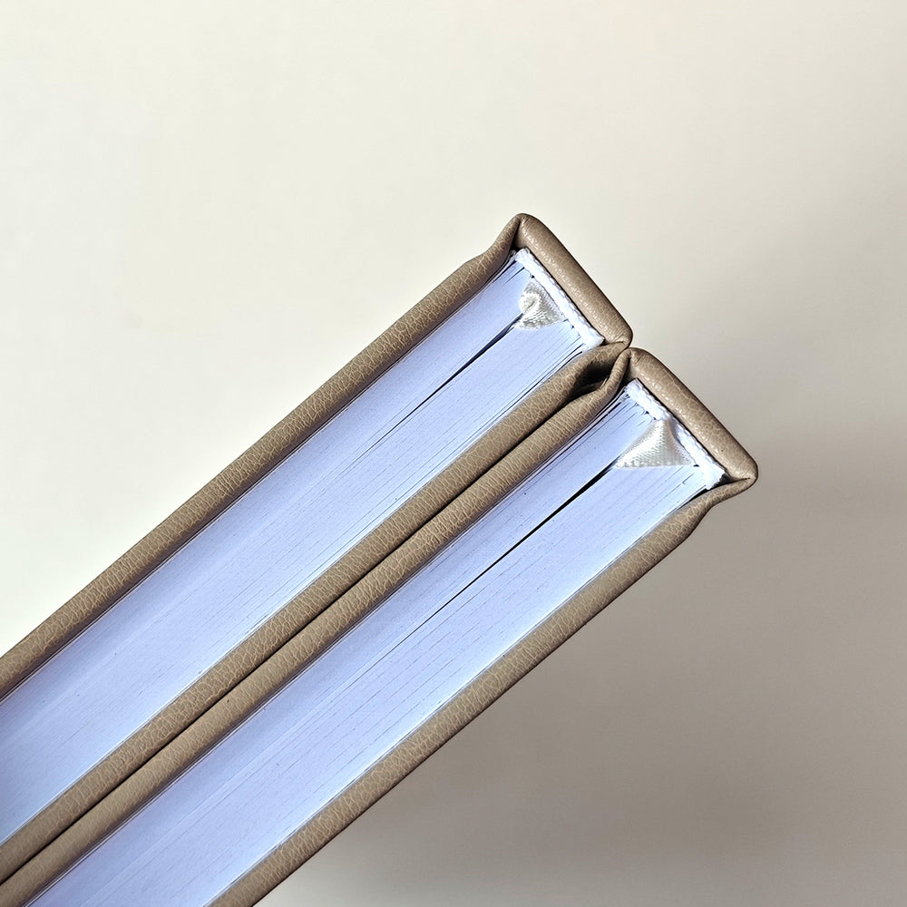 100 Blessed Prayers - A Guided Faith Journey of Hope,Healing & Strength